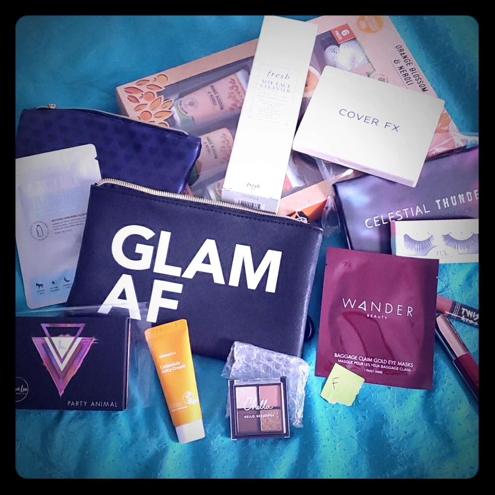 Beauty Bundle: Cover FX, Wander, Chella,  Iconic